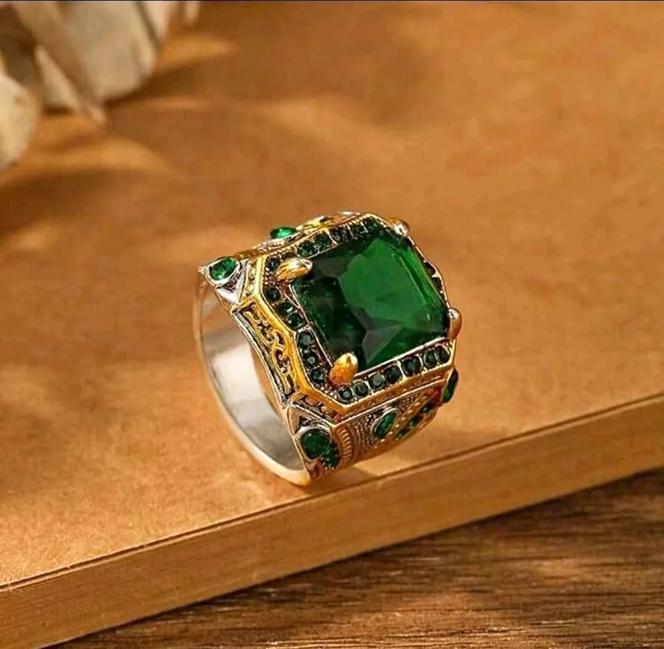 Retro Punk Gothic Style Dual-Color Ring thumbnail