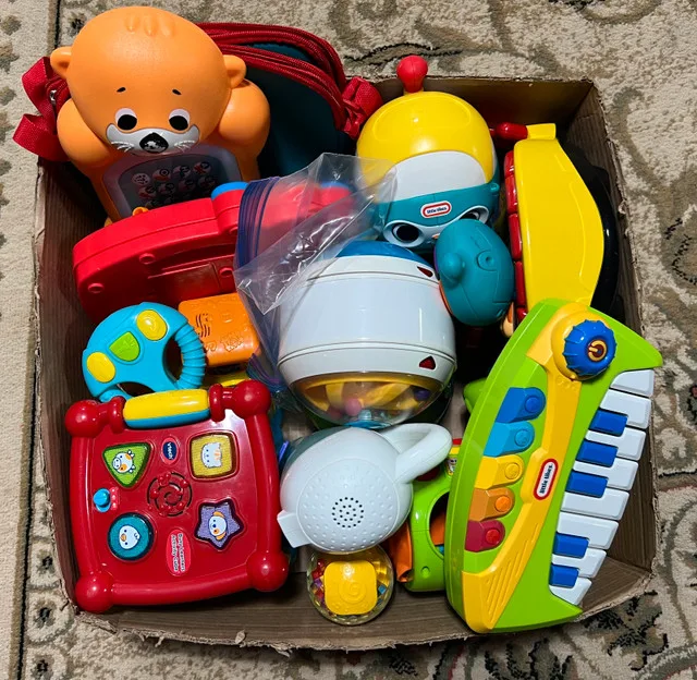 Kids Toys (box 1) thumbnail