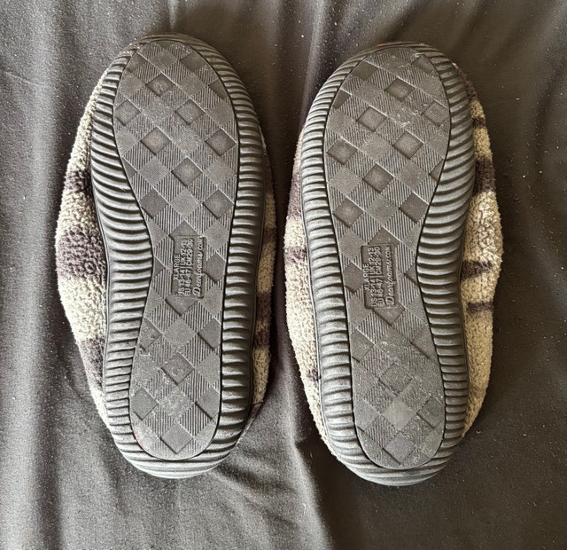 Dearfoams Slippers - photo 2