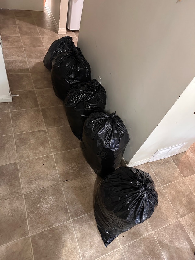 5$ mystery clothing bags - photo 3