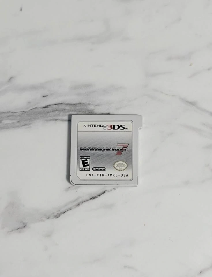 Nintendo 3DS Mario Kart 7 Game Cartridge