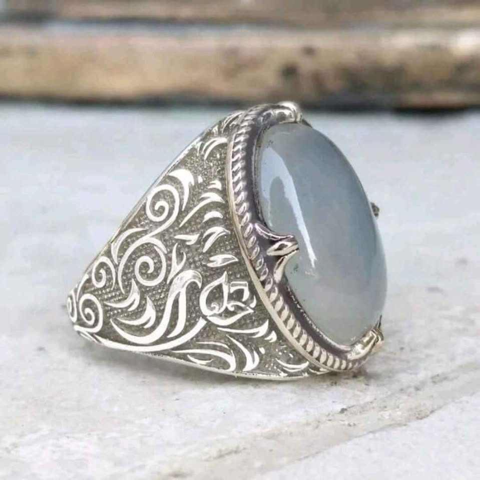 Vintage Ring Inlaid Moonstone In Egg Shape - photo 2