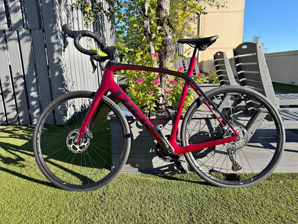 Trek Domane SL 5 Gen 3 Carbon Road Bike 58cm