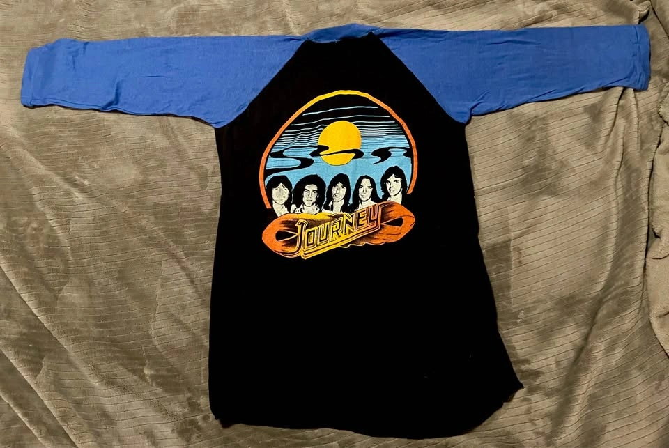 Journey’s “FRONTIERS” 1983 Raglan Baseball T-Shirt - photo 2
