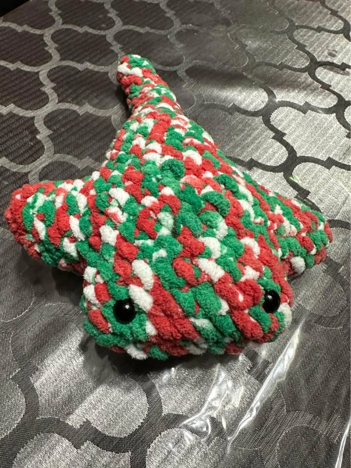 Crochet Christmas Sting Ray - photo 2