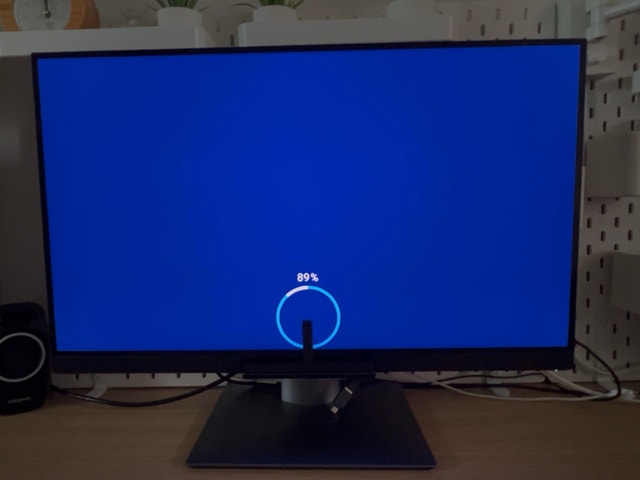 Dell UltraSharp 27" 4K PremierColor Monitor (UP2720Q) - photo 5