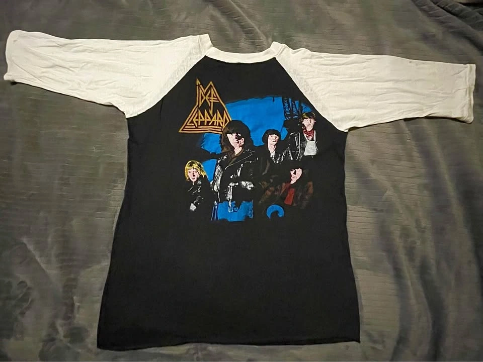 TWO 1980’s Def Leppard Concert T-Shirts “Pyromania” - photo 5