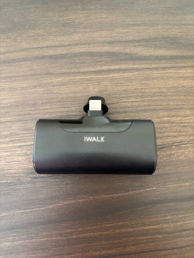 iWalk Portable Charger - photo 2