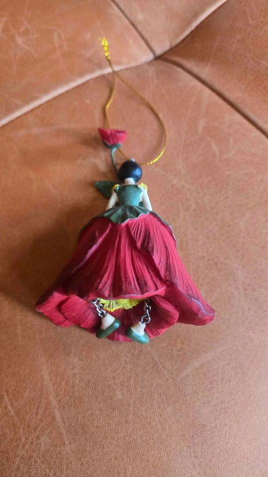 Magical Red Hibiscus Fairy Ornament - photo 3