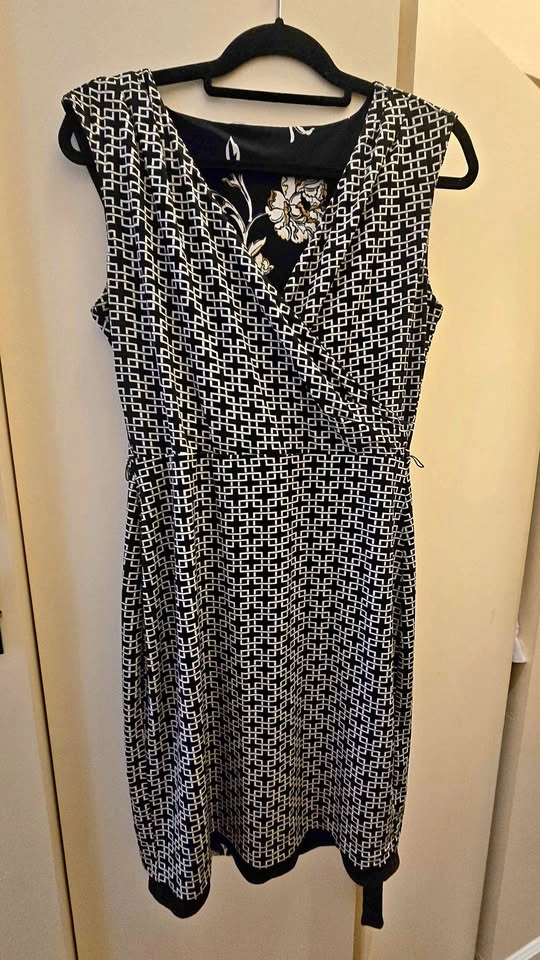 White House Black Market Reversible Medium Dress