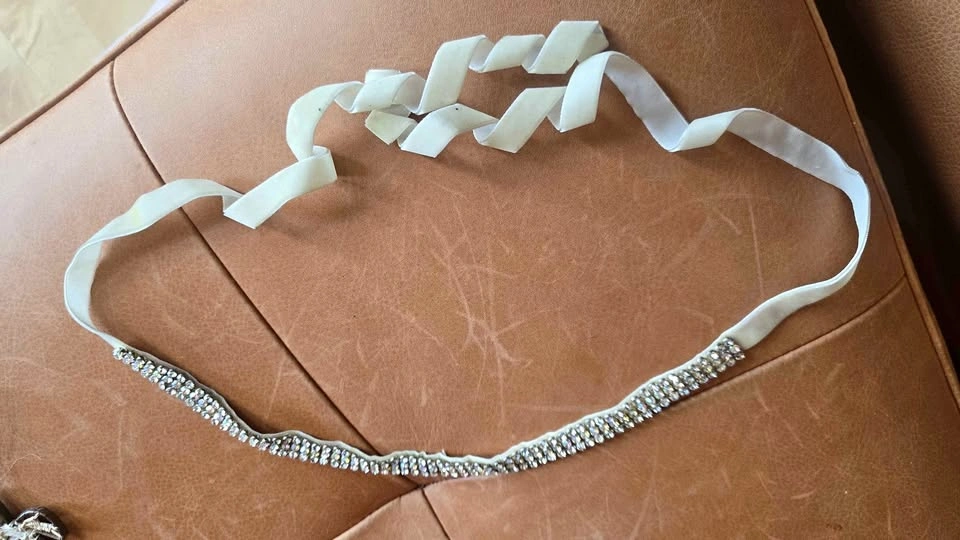 Boho Rhinestone White Velvet Necklace Choker