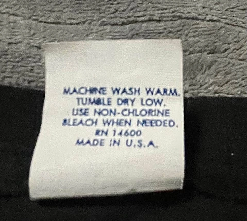 1986 AC/DC Who Made Who Angus Young T-Shirt - photo 4