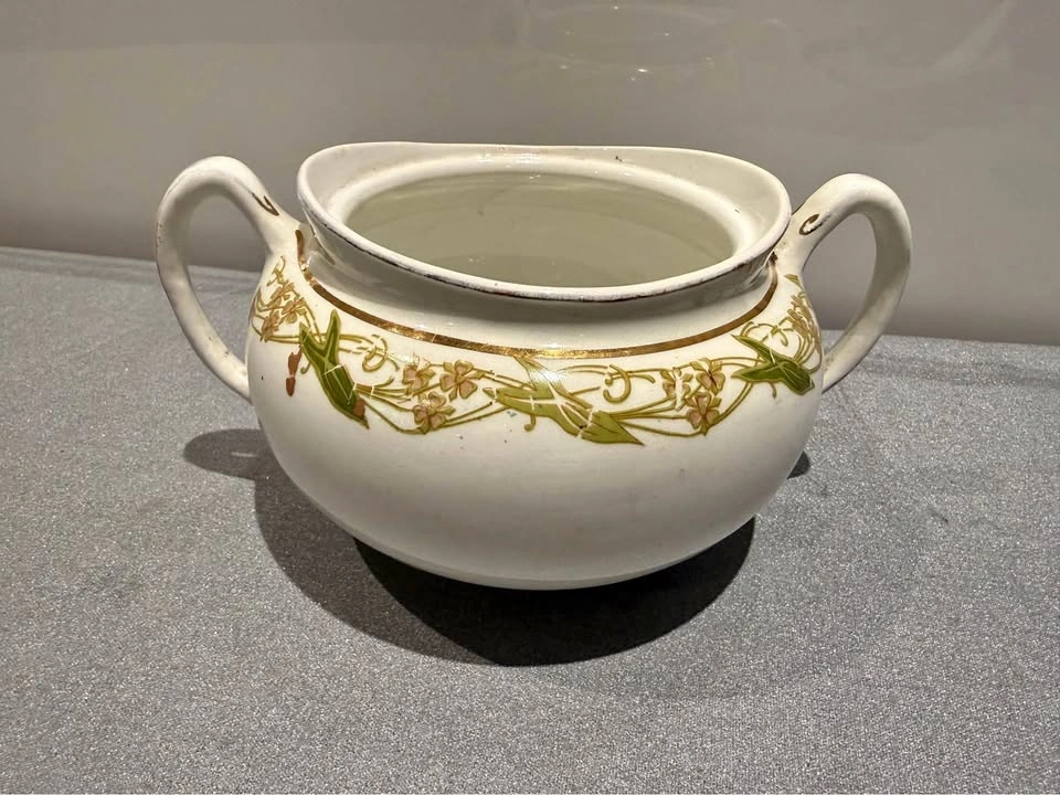J. & G. Meakin Hanley England Sugar Bowl