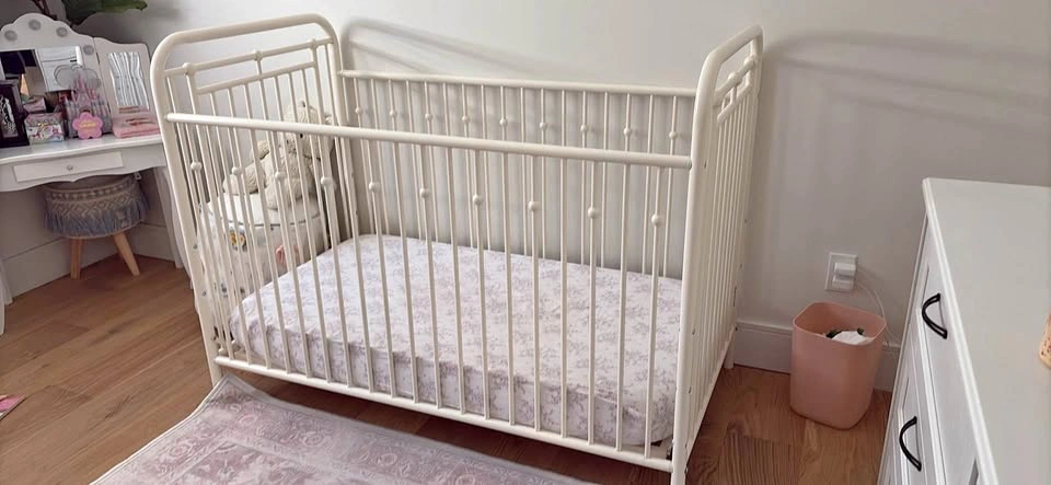 Metal Baby Crib & Mattress