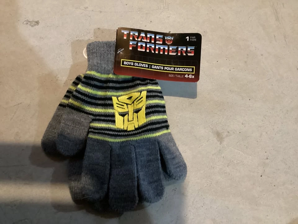 New mittens size 4-6X. $1.50 each pair - photo 3