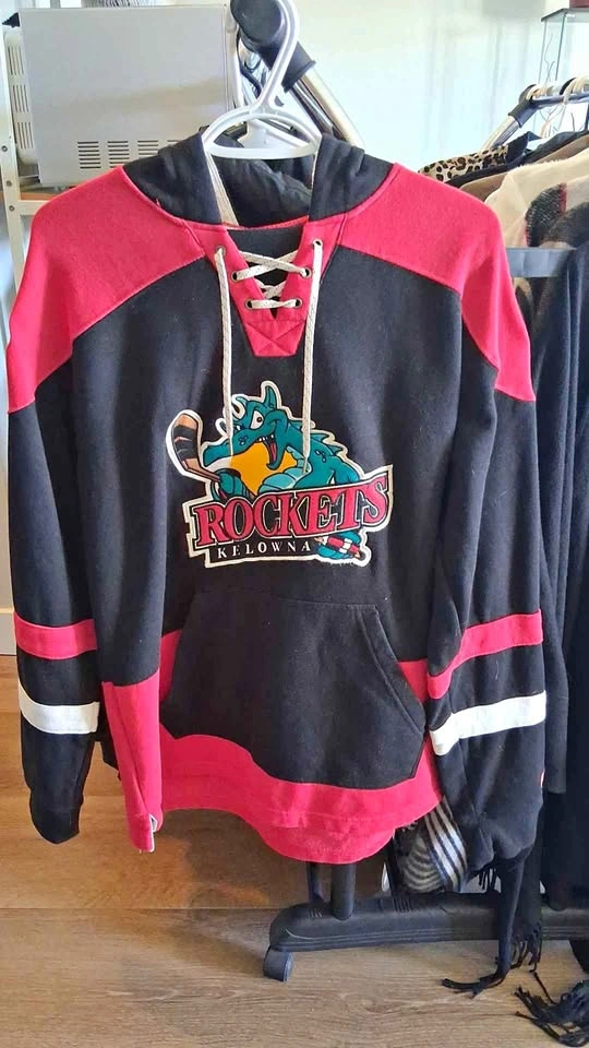 CCM Kelowna Rockets Lace-Up Hoodie