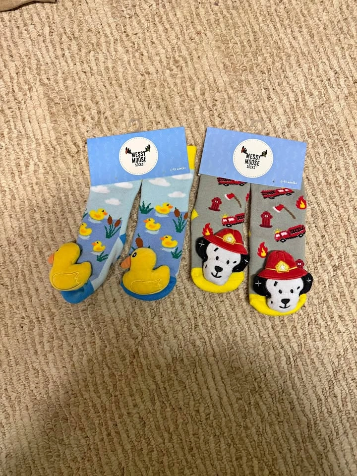 NEW Messy moose baby socks, size 6-48 months - bundle only - photo 3