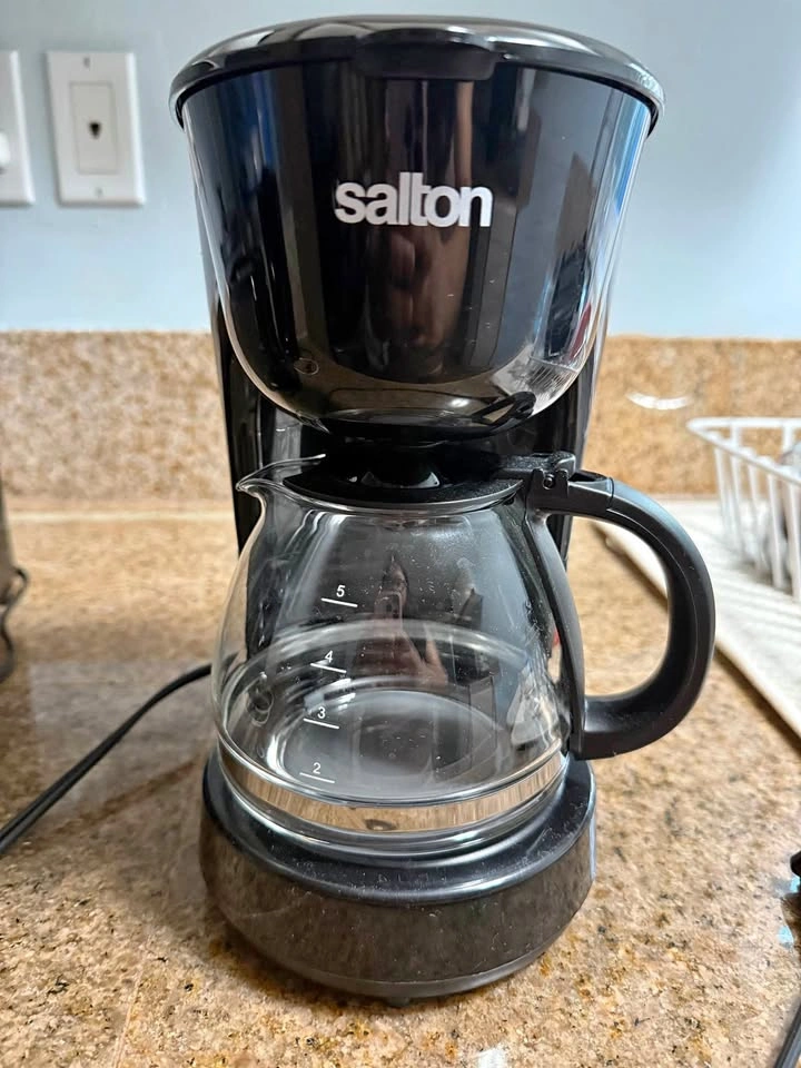 Salton Coffee Pot - Pickup Only