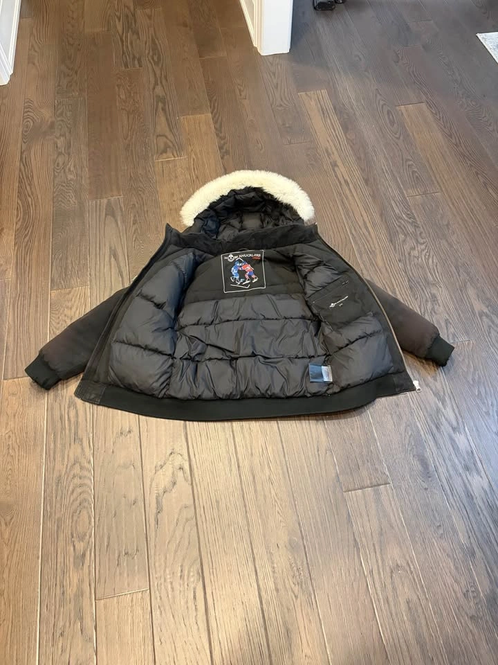 Moose Knuckles Ballistic Bomber Jacket kids size Xl - photo 4