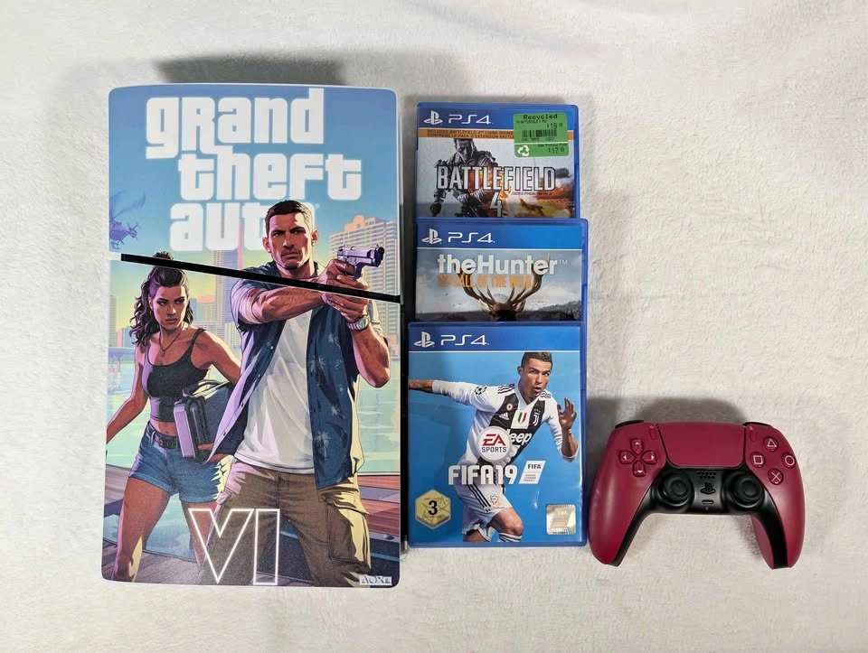 Ps5 Slim Digital + Controller + 3 Games
