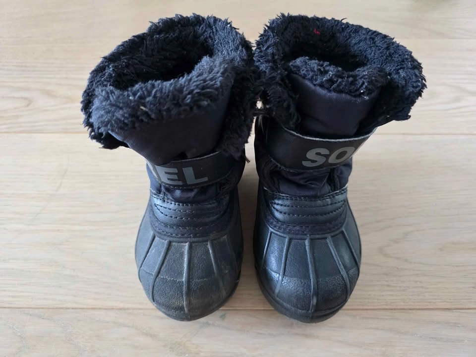 Size 8c Sorel toddler winter boots - photo 2