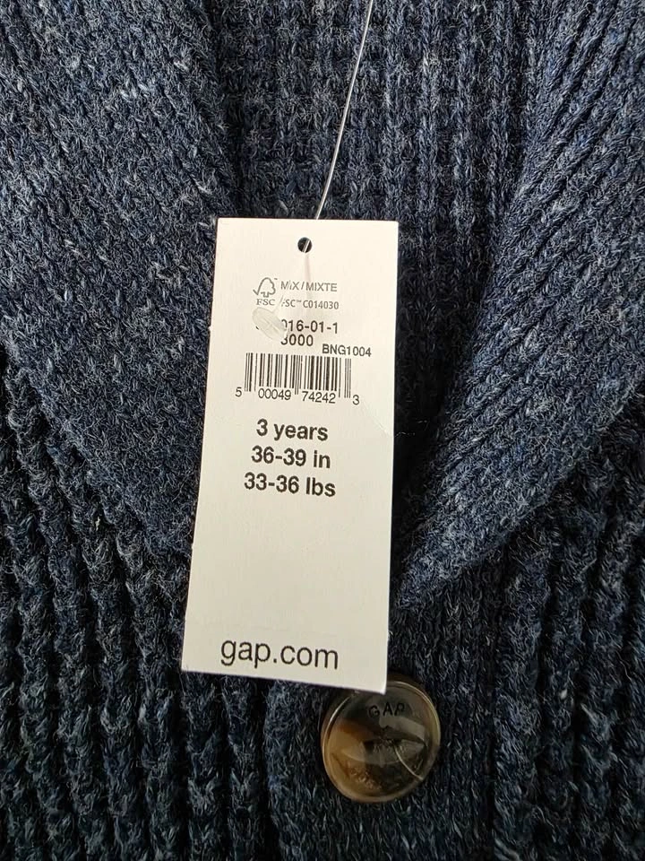 NEW 3T Gap sweater - photo 3