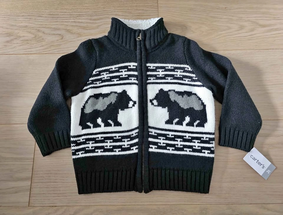 NEW 3T Carter's sweater