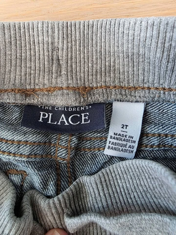 2T Children's Place pull-on jeans - photo 2