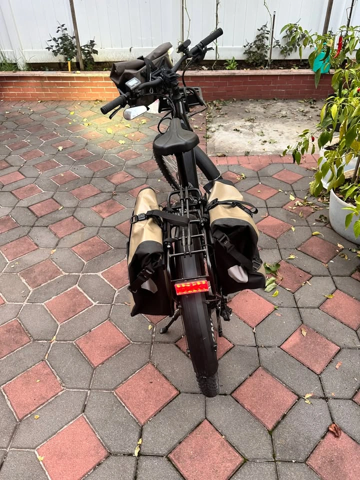 Cannondale Electric Bike and Ortlieb Panniers and more - photo 2
