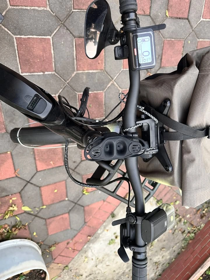 Cannondale Electric Bike and Ortlieb Panniers and more - photo 4
