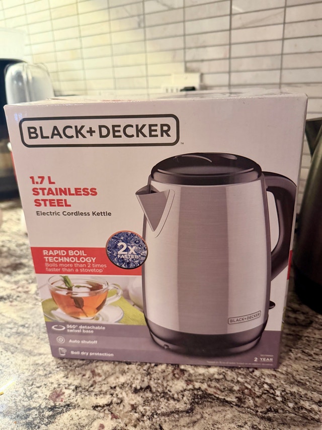 Black+Decker 1.7L Stainless Steel Cordless Electric Kettle - photo 2