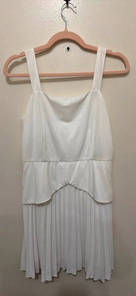 Elegant white dress, size L