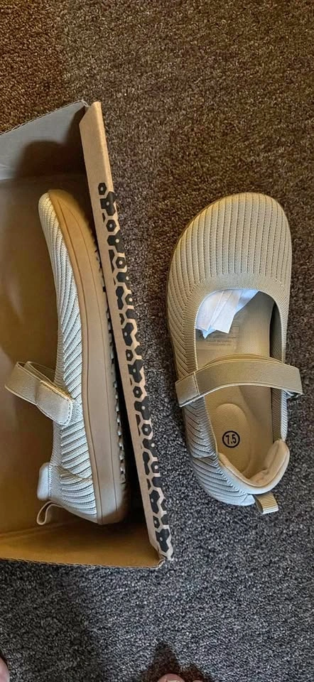 Size 7.5 cream fabric Mary Janes