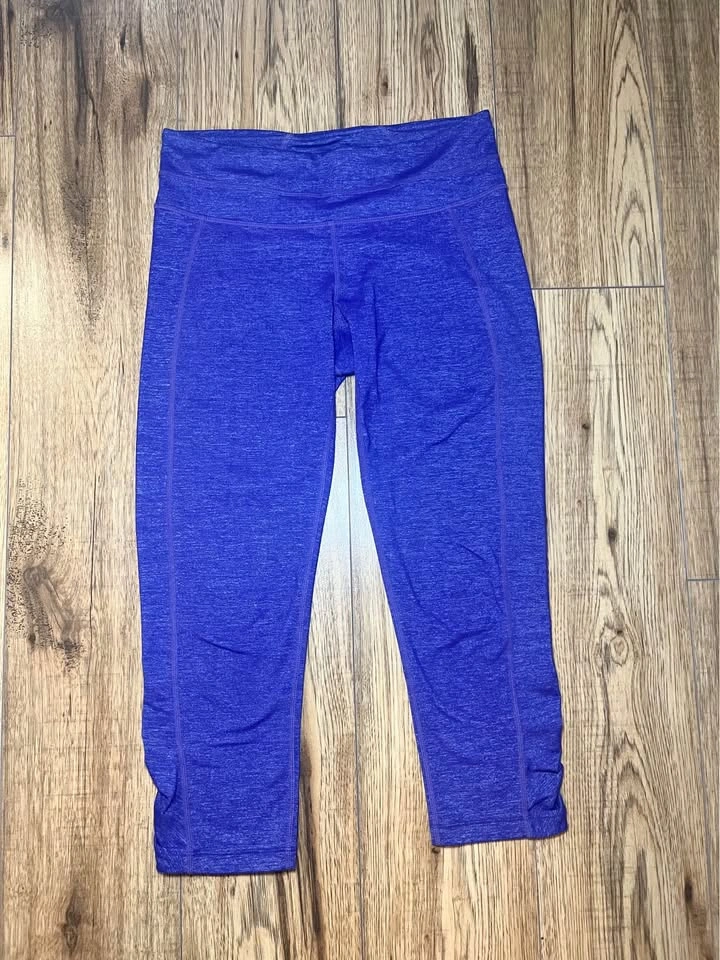 4-Piece Lululemon & Athleta Activewear Bundle (Size XS / 4) - photo 4