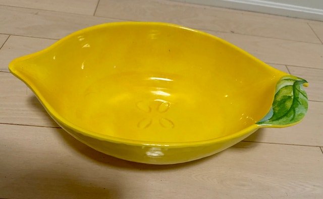 Yellow Lemon-Shaped Ceramic Serving Bowl - photo 3