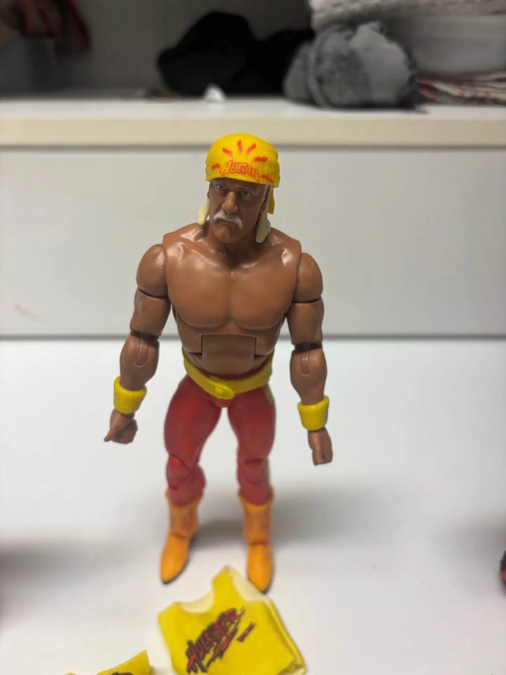 WWE Elite NWO Bash at the Beach 3-Pack – Hogan / Hall / Nash - photo 3