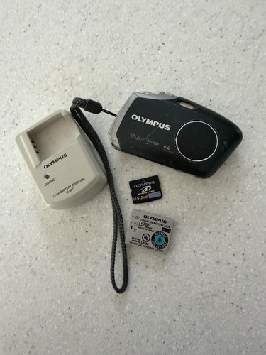 Olympus Stylus Verve Digital Camera 4 MP Tested Working