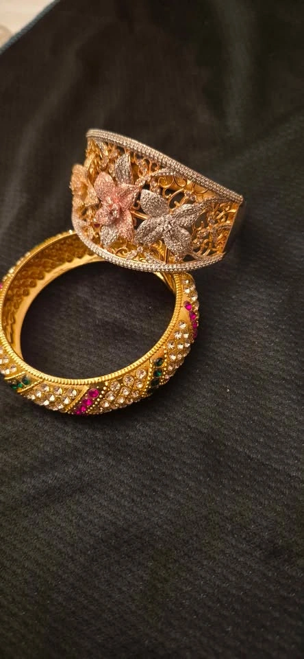 Gold-Tone Bracelet Bundle – Floral Cuff & Red/Green Stone Bangle - photo 2