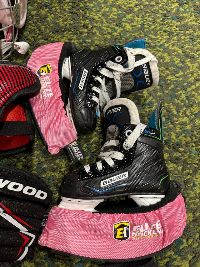 Hockey Equipment for Kids (ask about individual pieces) - photo 4