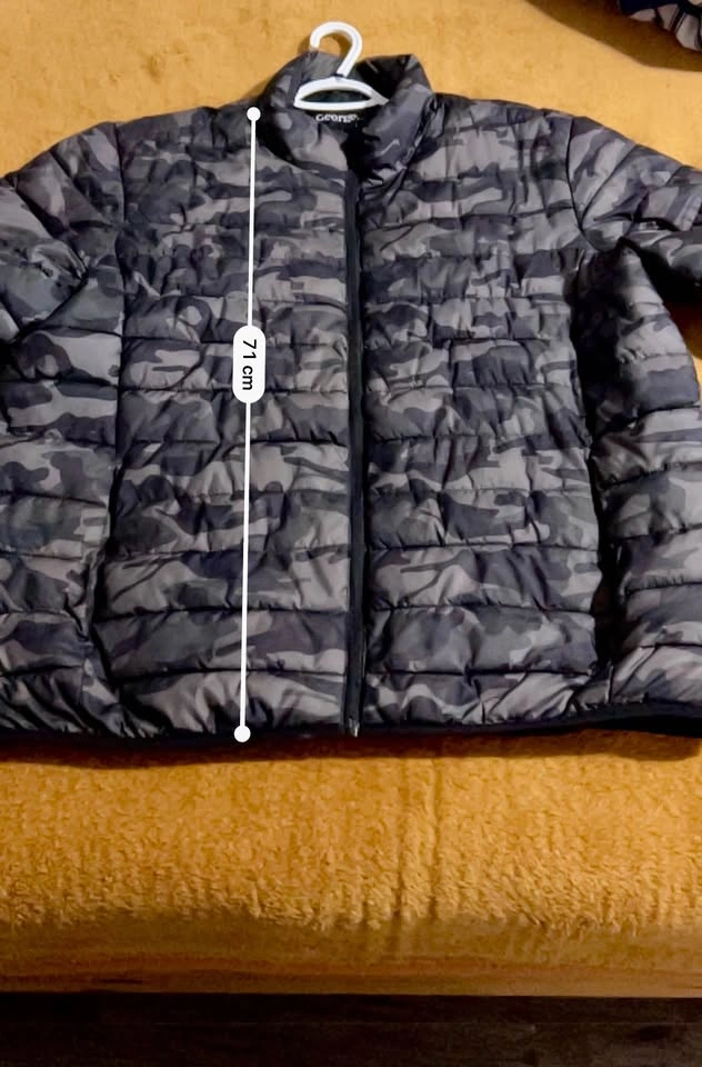 George Lightweight Camouflage Puffer Jacket – Size XL - photo 3