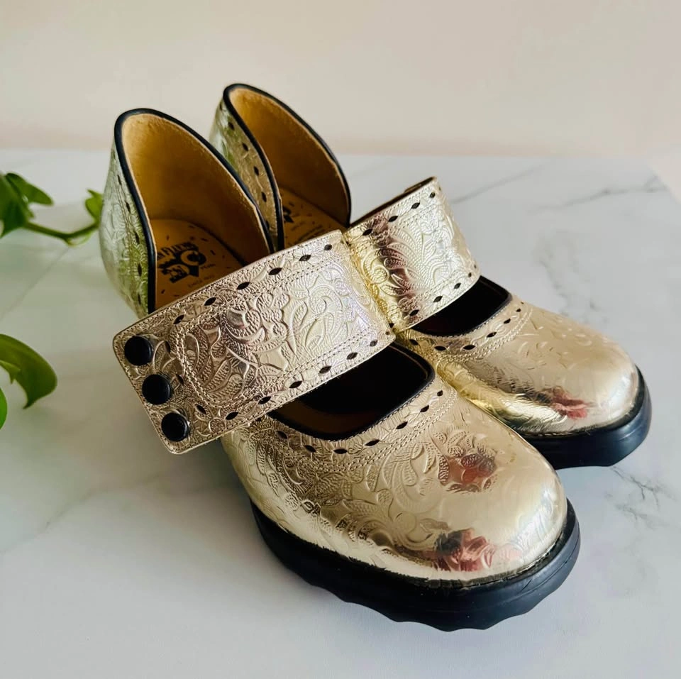 John Fluevog 50th Anniversary Metallic Gold Zaza Mary Janes - photo 5