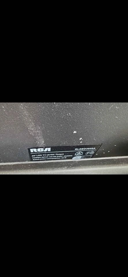 40 inch RCA TV with Mobile Rolling Stand - photo 4
