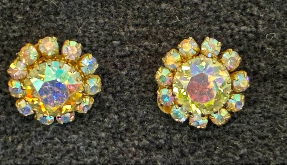 Vintage Aurora Borealis Rhinestone Cluster Clip-On Earrings
