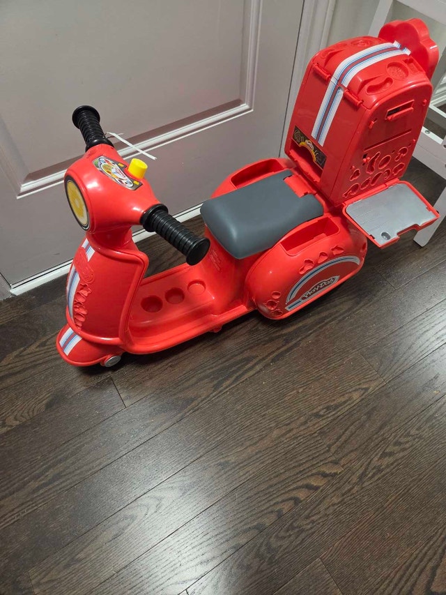 Play-Doh Wheels Delivery Scooter