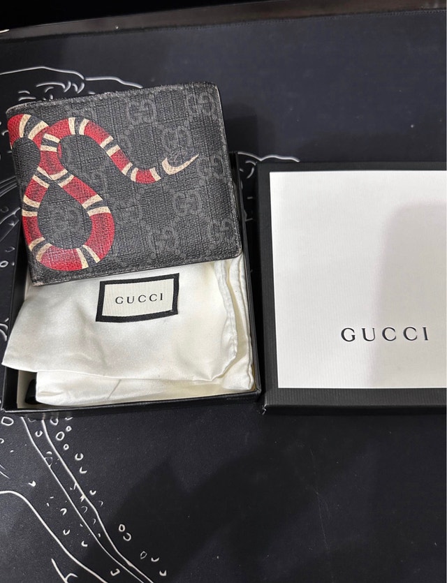 Gucci Kingsnake GG Supreme Wallet