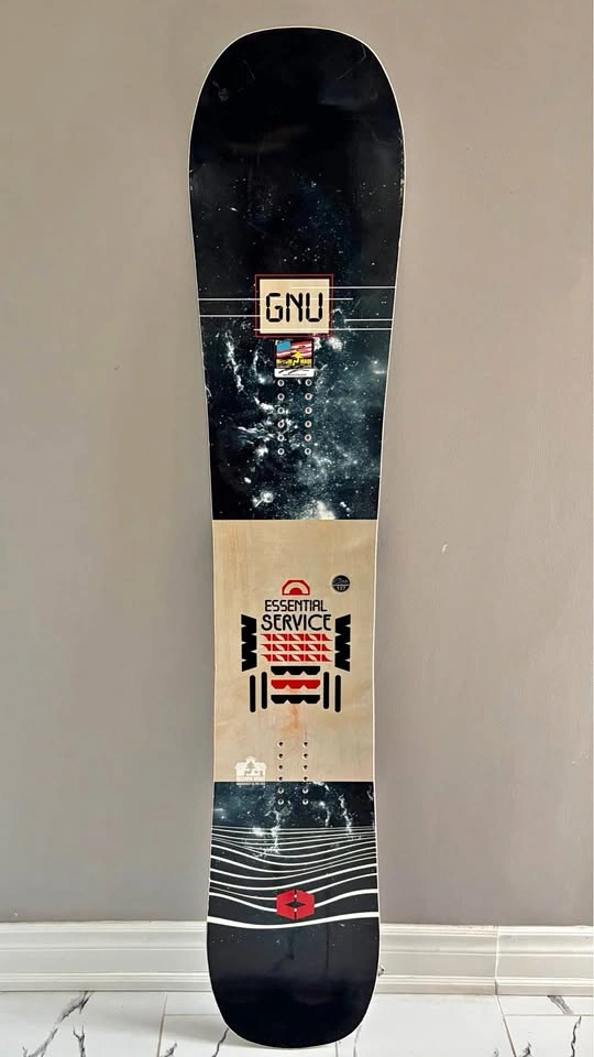 GNU Essential Service 157cm Snowboard - photo 2