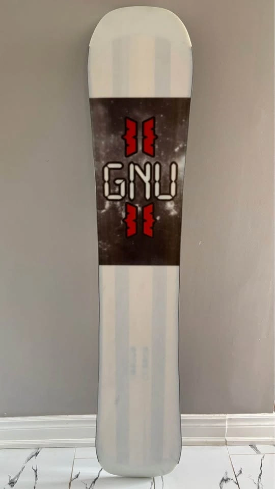 GNU Essential Service 157cm Snowboard - photo 3