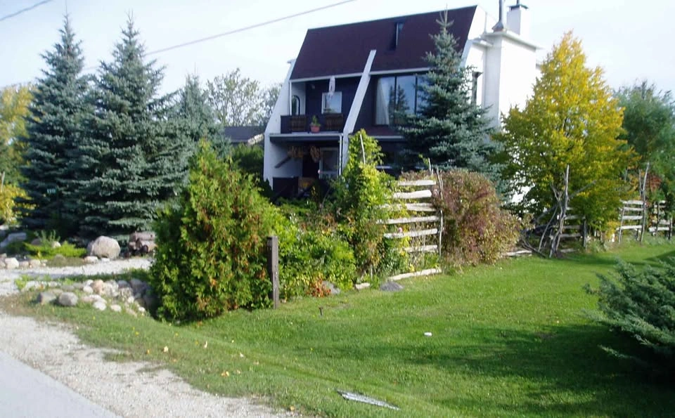 Blue Mountain ski chalet for sale - photo 3