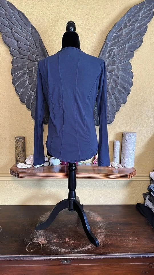 Lululemon Long Sleeve Top - photo 5