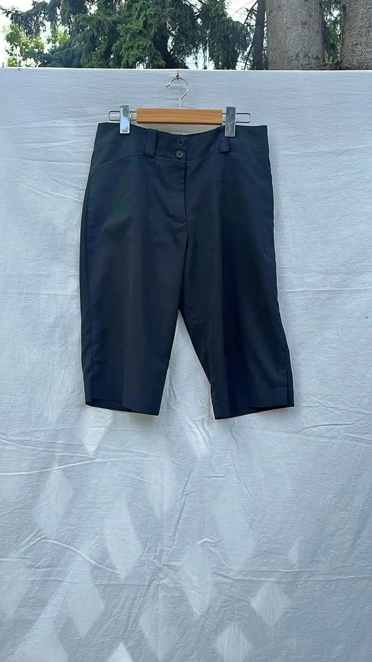 Nike Black Knee-Length Shorts